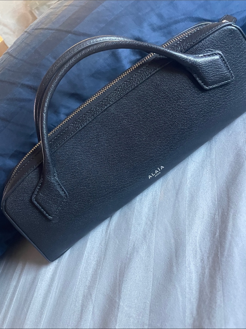 ALAIA
Black Leather Top-Handle Bag